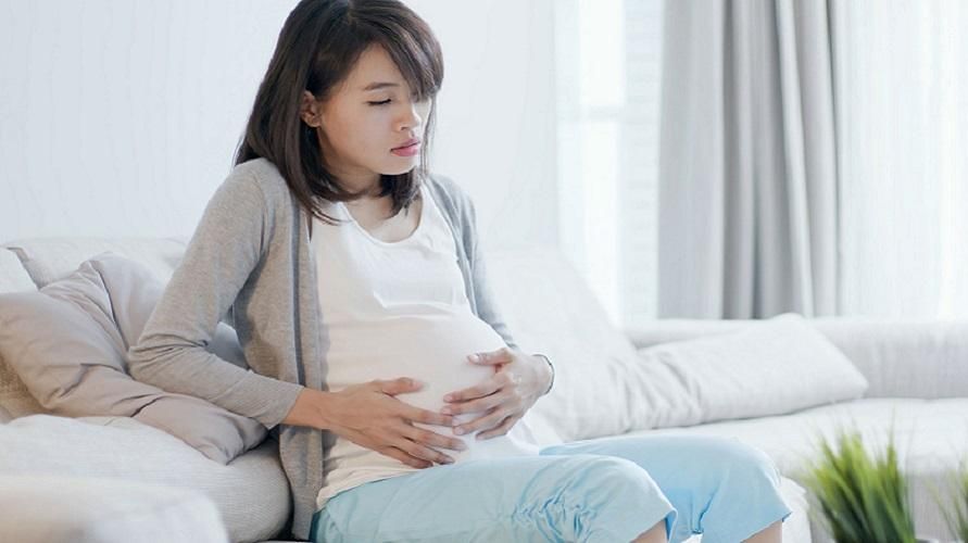 خصائص الإفرازات المهبلية ، علامة على اقتراب المخاض ، يجب على النساء الحوامل أن يعرفن