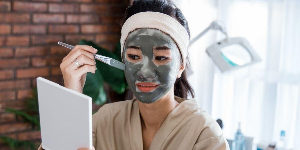 Избор на естествени маски за суха кожа и как да го направите