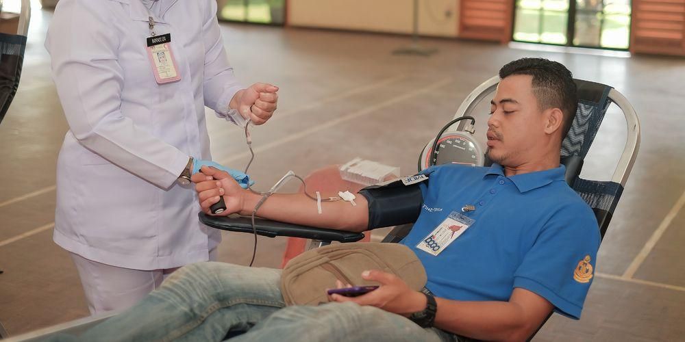 寄付する前に注意してください、これらはPMIでの献血の要件です