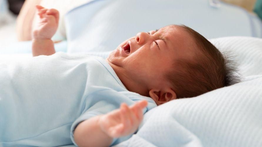 Punca Bayi Muntah Kuning dan Cara Mengatasinya Dengan Betul