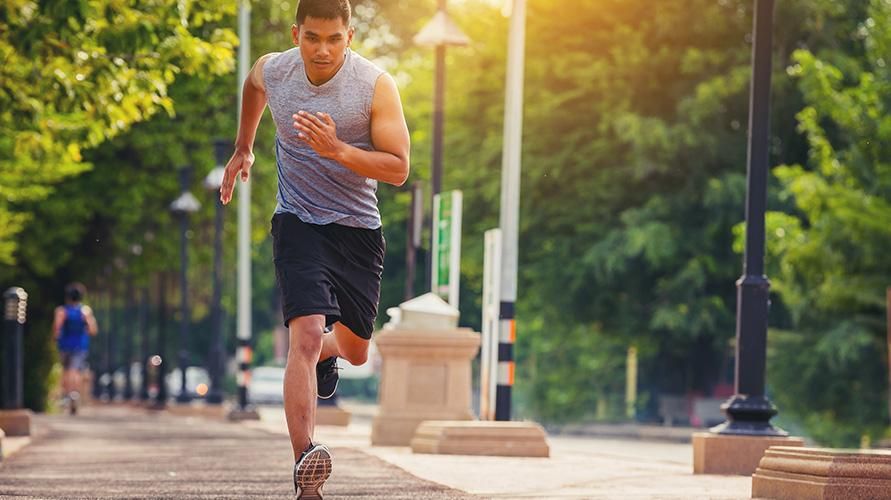 10 вида упражнения за увеличаване на скоростта на бягане
