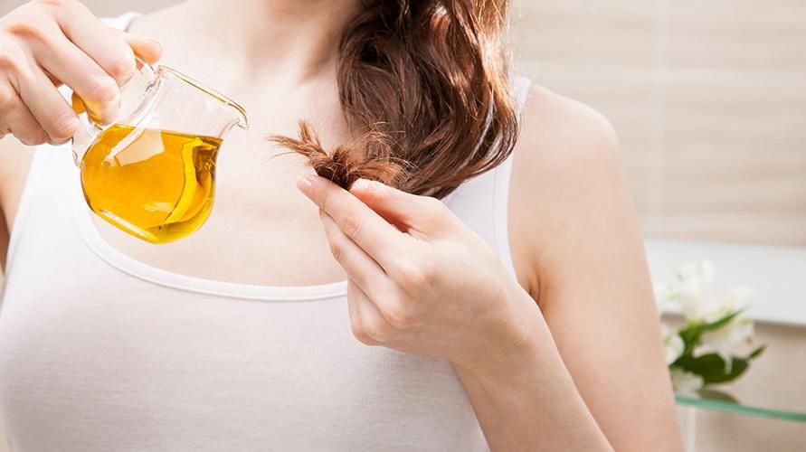 3 начина за изправяне на косата с маслиново масло, лесно е!