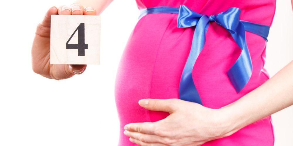 Това е знакът за 4 -месечно бебе в здрава утроба
