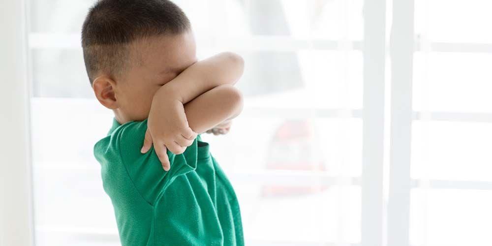 8 modi per superare il pianto dei bambini, quindi non è facile piangere