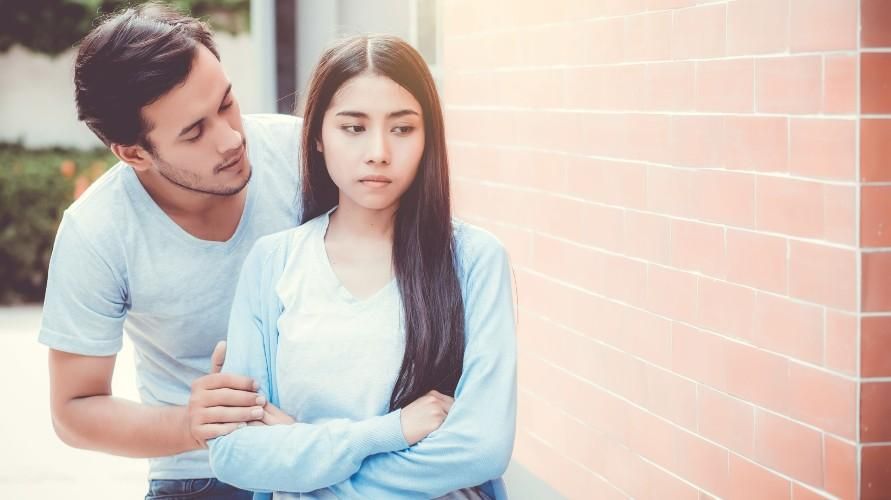 10 начина да убедите приятелката си да спре да се сърди отново
