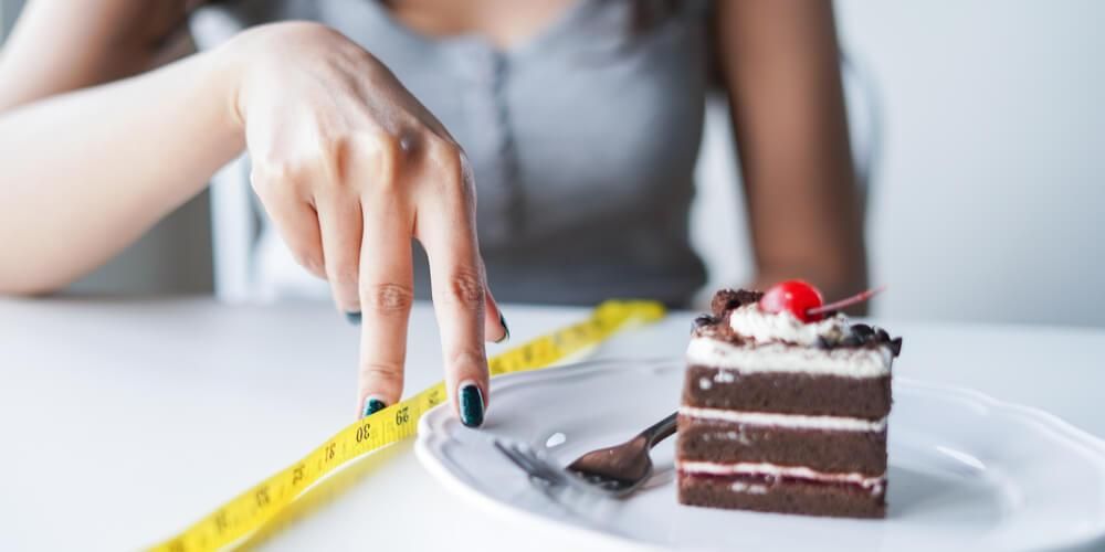 Panduan Hari Menipu yang Selamat Supaya Diet Tidak Berantakan