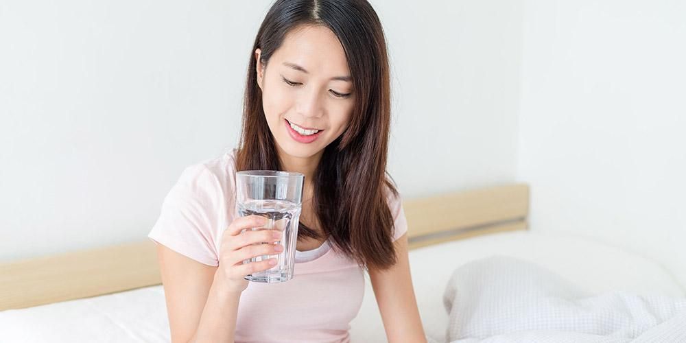 Yatmadan önce ılık su içmenin sayısız faydası nelerdir?