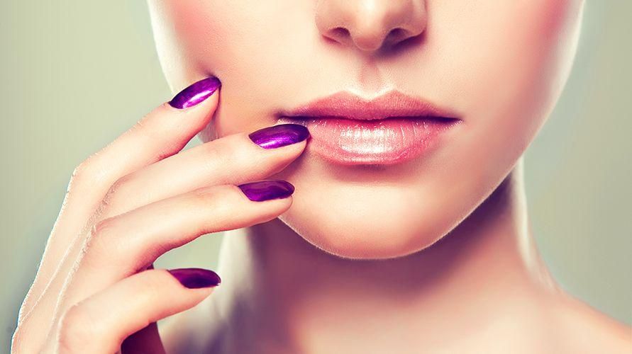Cara mengatasi kulit kering di sudut bibir boleh dilakukan tanpa ubat