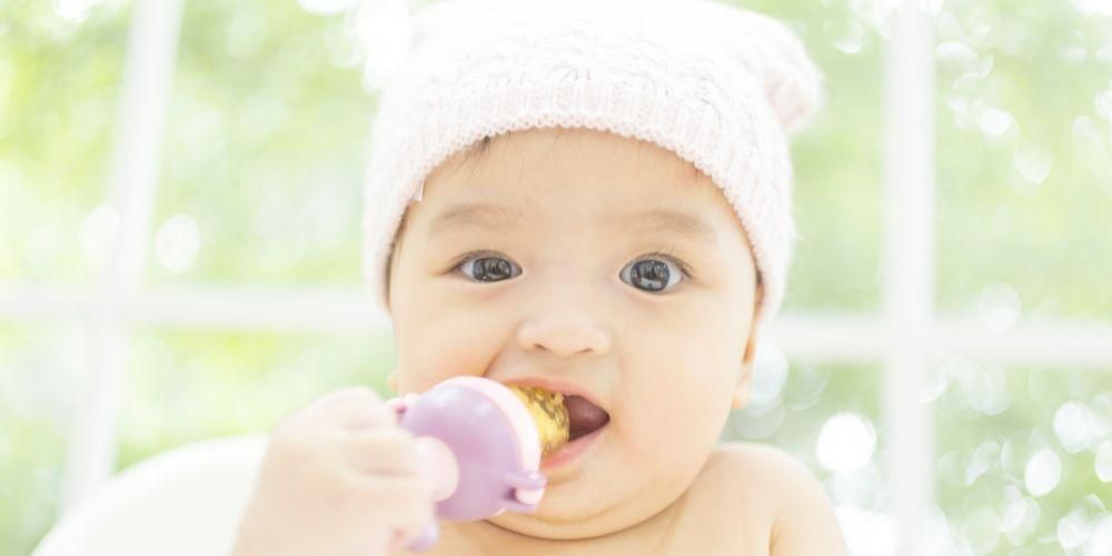 Petua Memilih Mainan Gigi Bayi atau Gigi yang Selamat untuk Anak Kecil Anda