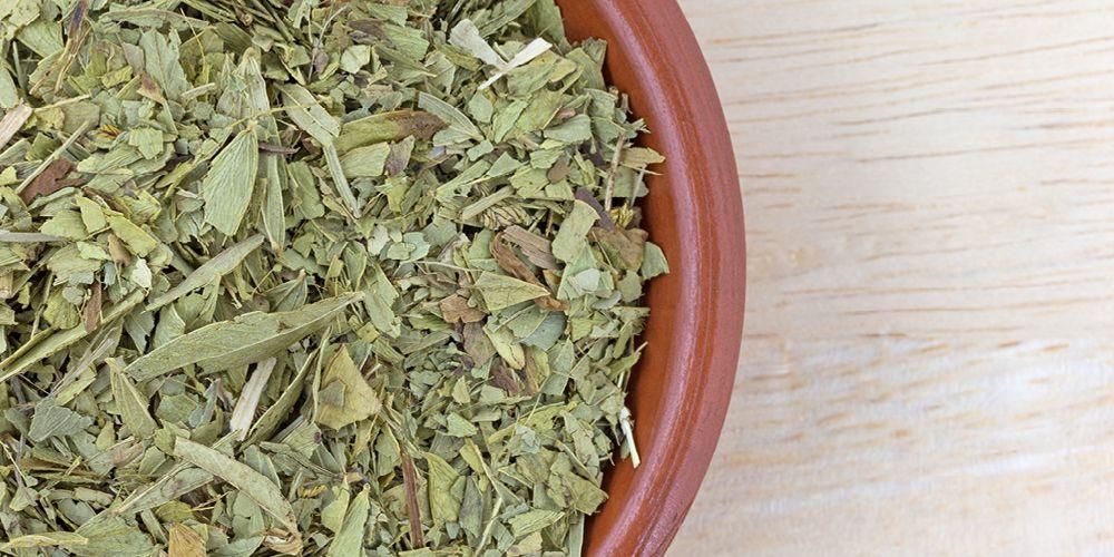 Conoscere i benefici del tè cinese in foglie di teak per superare la stitichezza, è sicuro?