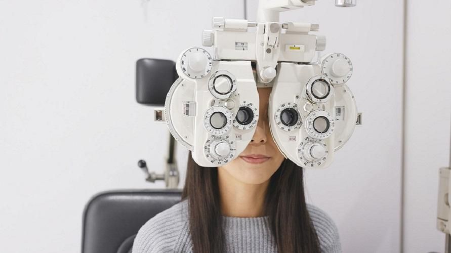Ujian Minus Eye yang Perlu Dilakukan Sebelum Memakai Cermin Mata