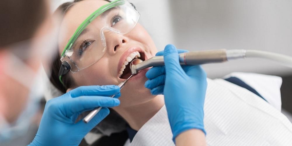 التعرف على عملية حشو الأسنان من نوعها إلى التكلفة