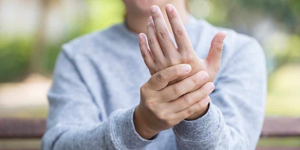 10 причини за сърбящи длани и как да ги преодолеем